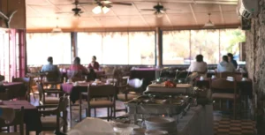 Interior restaurante Hotel Oasis, Loreto